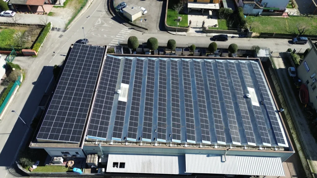 COMMERCIALE – 220kWp – REVAMPING – AR