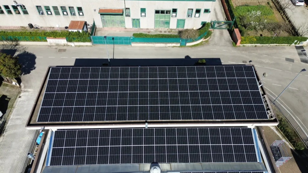 COMMERCIALE – 220kWp – REVAMPING – AR