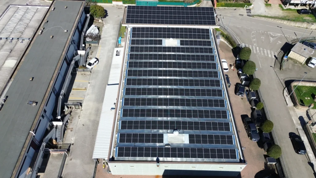 COMMERCIALE – 220kWp – REVAMPING – AR
